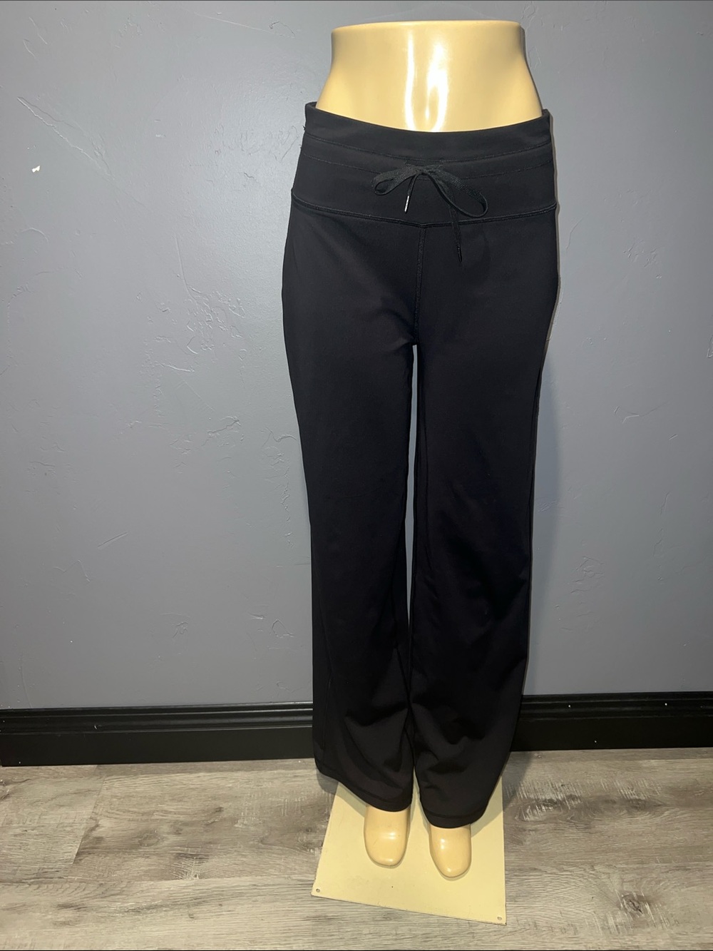 Velocity black Lux Ellen Yoga wide leg pants!